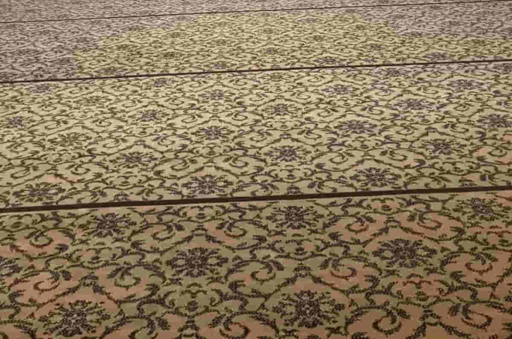 Prayer-Row Mosque Carpet – PMC-28 – custom wooden mosque mihrab