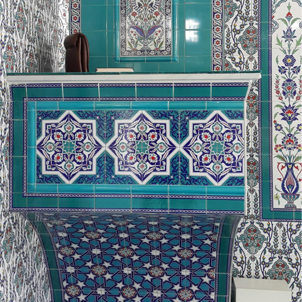 mosque dais tile