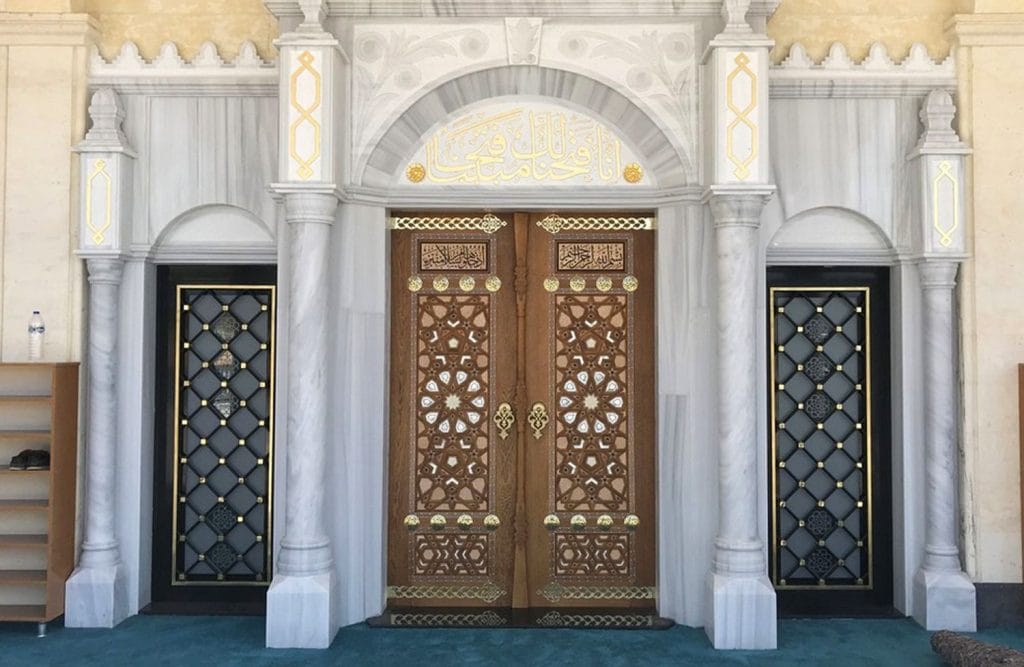 Kundekari-Mosque-Door-Works