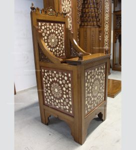 Wooden Mosque Preacher Dais – WD-12 – wooden mosque mihrab detail view 3