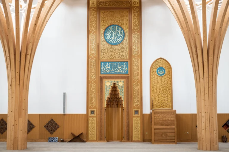 Mosque minaret design and engineering