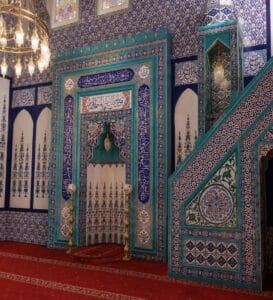 Tile Mosque Mihrab – TA-02 – wooden mosque mihrab detail view 1
