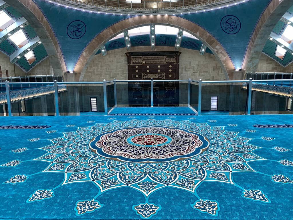 Center-Medallion Mosque Carpet – CPC-13