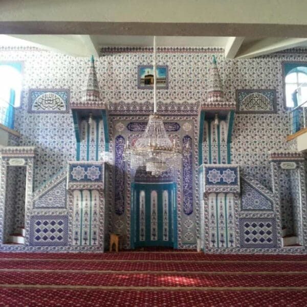 Tile Mosque Mihrab, Minbar and Dais Set – Model TST-0001 – custom wooden mosque mihrab