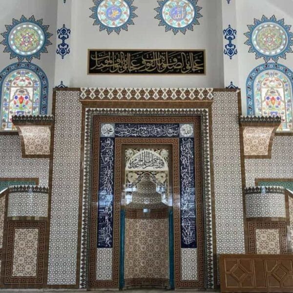 Tile Mosque Mihrab, Minbar and Dais Set – Model TST-0002 – custom wooden mosque mihrab