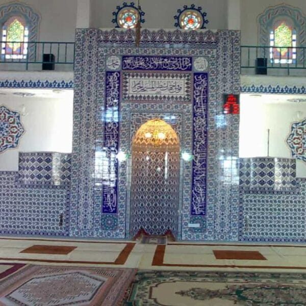 Tile Mosque Mihrab, Minbar and Dais Set – Model TST-0003 – custom wooden mosque mihrab