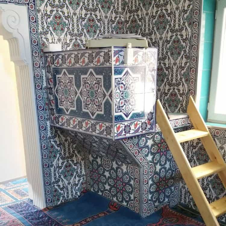 Tile Mosque Preacher Dais – Model TDS-0008 | MosqueBuild Tile Mosque Preacher Dais – Model TDS-0008