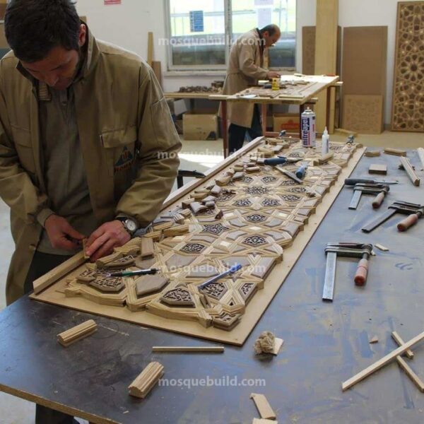 Porte de mosquée en bois kündekâri – modèle KWD-15 – KWD-01 – Vue détaillée 3