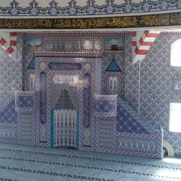 Çini Kaplı Cami Mihrap, Minber ve Vaaz Kürsüsü Seti – Model TST-0006 – Detay Görünümü 1