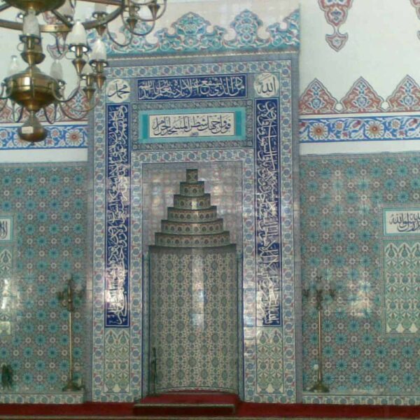 Tile Mosque Mihrab – TA-06 – custom wooden mosque mihrab