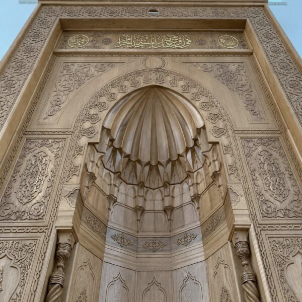 Classic Ottoman Stlye Mihrab – wooden mosque mihrab detail view 14