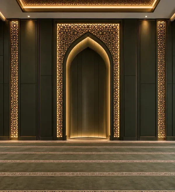 mb-mih-045-black-and-gold-luxury-mosque-mihrab-wall-design Black and Gold Luxury Mosque Mihrab Wall Design, tall modern arch with patterned gold inlay and a refined dark wall